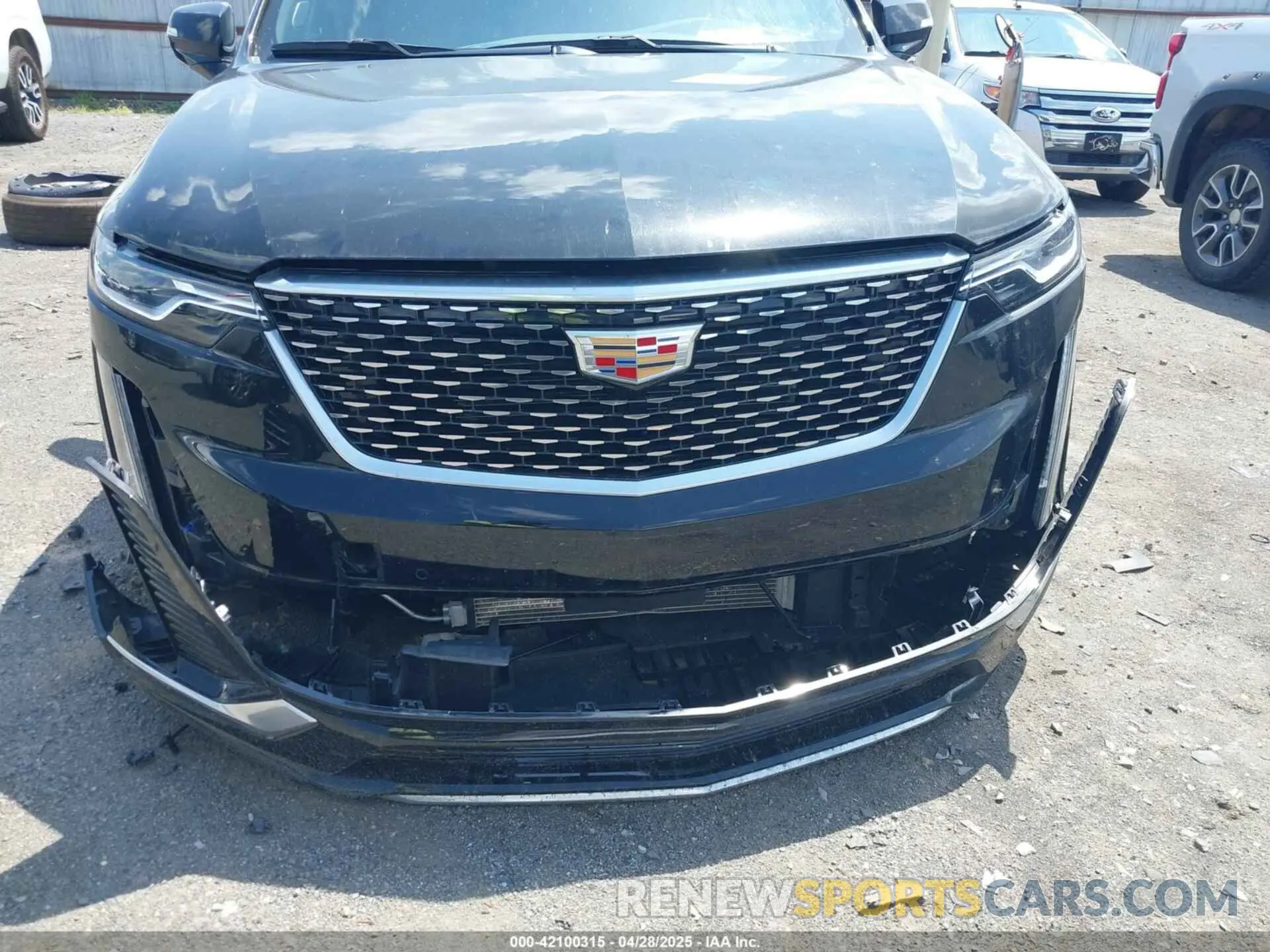18 Photograph of a damaged car 1GYKPDRS3SZ118214 CADILLAC XT6 2025