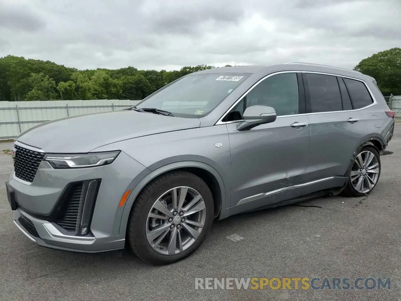 1 Photograph of a damaged car 1GYKPDRS7SZ121603 CADILLAC XT6 2025