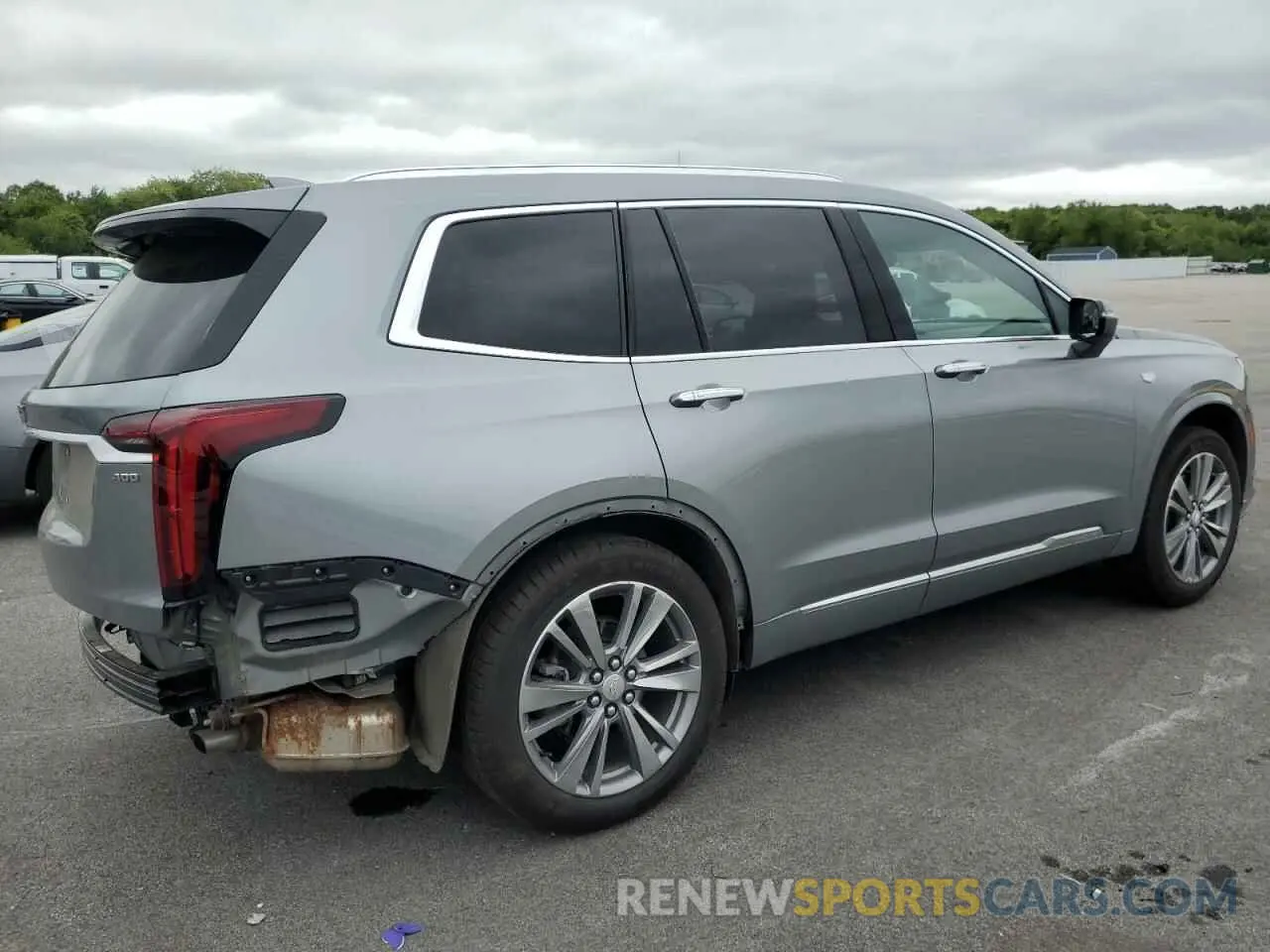 3 Photograph of a damaged car 1GYKPDRS7SZ121603 CADILLAC XT6 2025