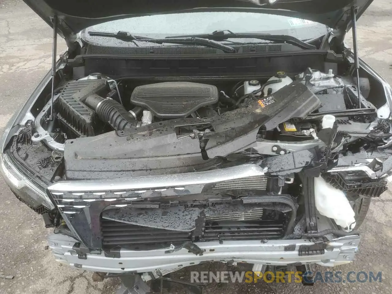 12 Photograph of a damaged car 1GYKPDRS8SZ118323 CADILLAC XT6 2025