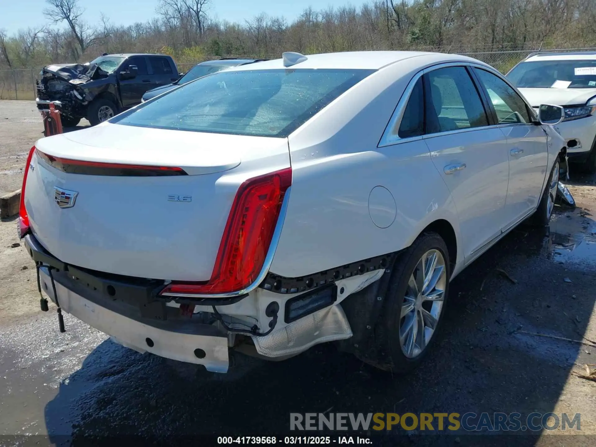 4 Photograph of a damaged car 2G61L5S33K9129247 CADILLAC XTS 2019