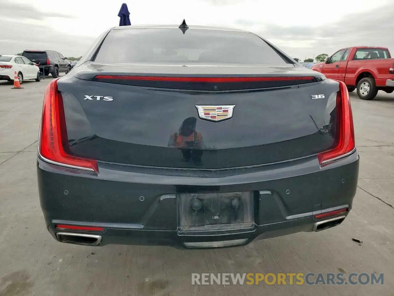 6 Photograph of a damaged car 2G61M5S30K9133673 CADILLAC XTS 2019