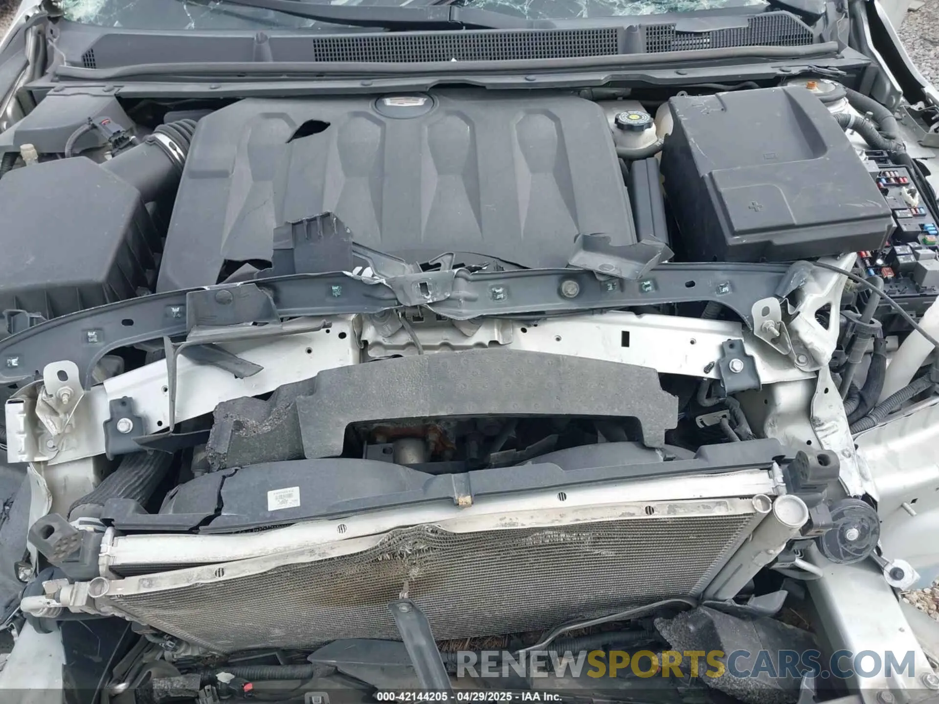 10 Photograph of a damaged car 2G61M5S31K9137814 CADILLAC XTS 2019