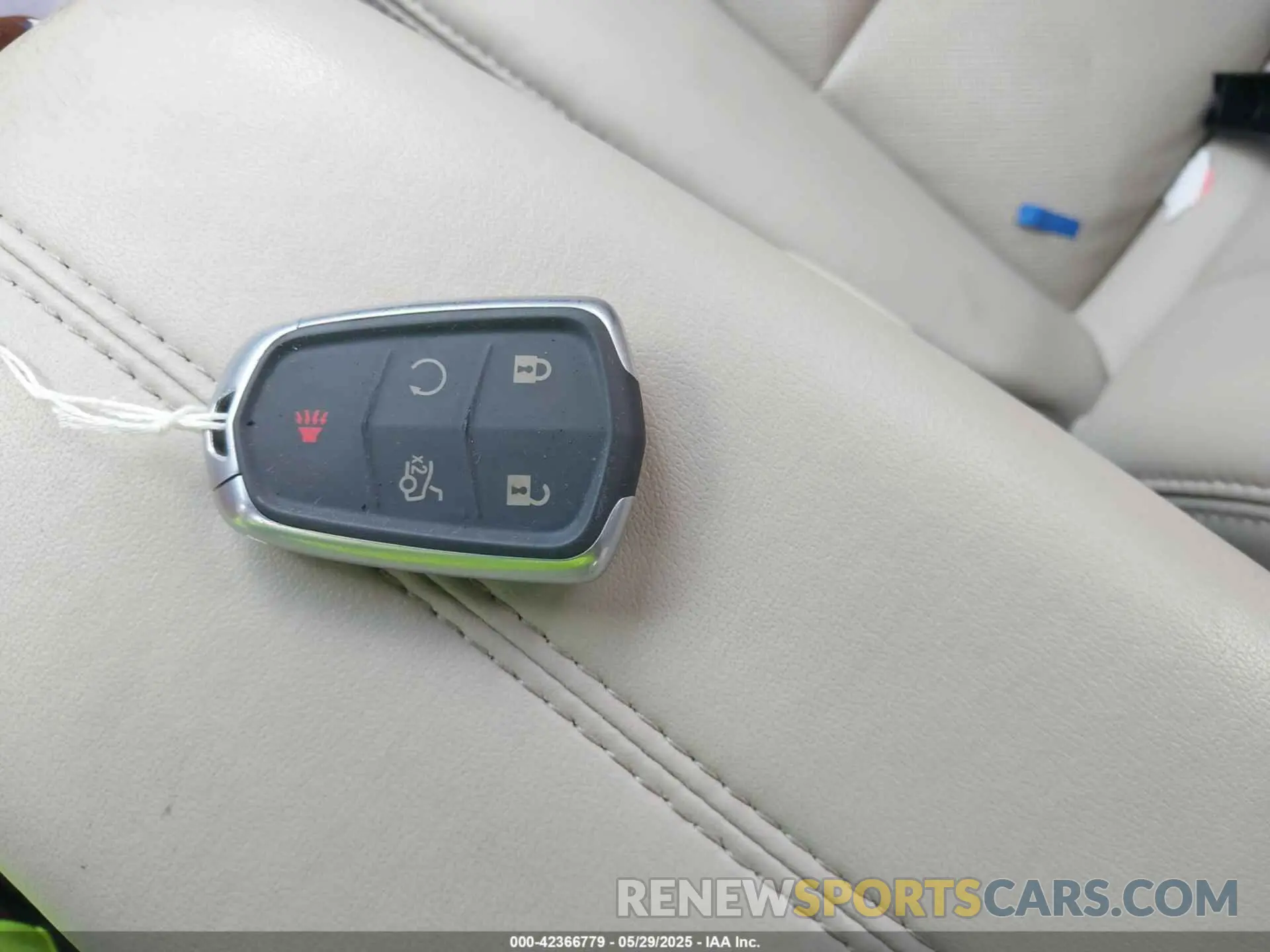 11 Photograph of a damaged car 2G61M5S31K9154855 CADILLAC XTS 2019