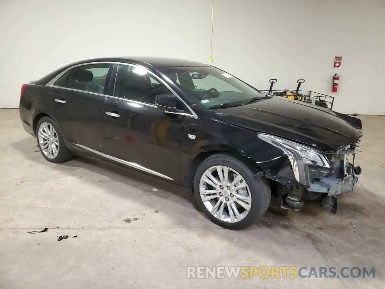 4 Photograph of a damaged car 2G61M5S32K9135165 CADILLAC XTS 2019