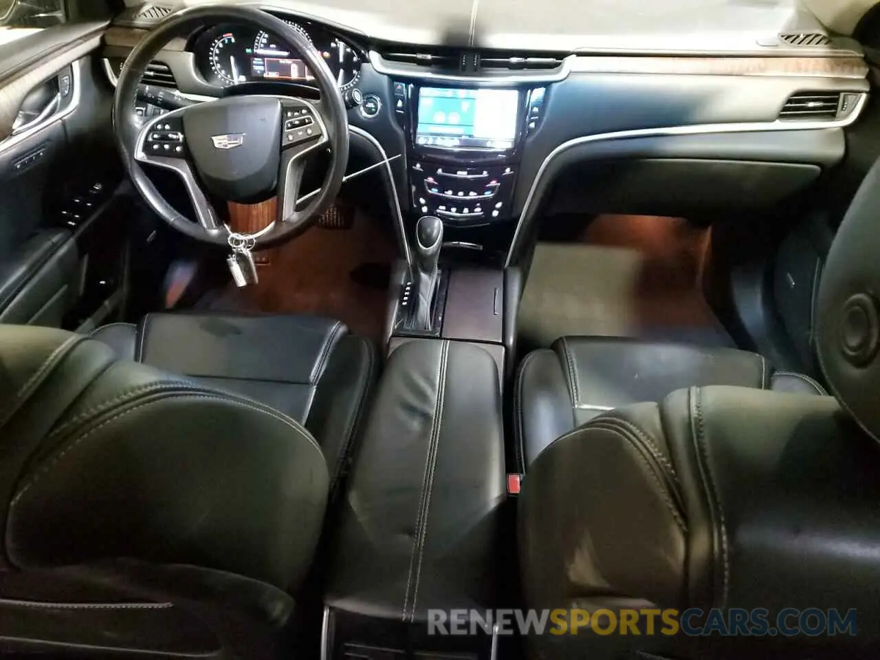 8 Photograph of a damaged car 2G61M5S32K9135165 CADILLAC XTS 2019