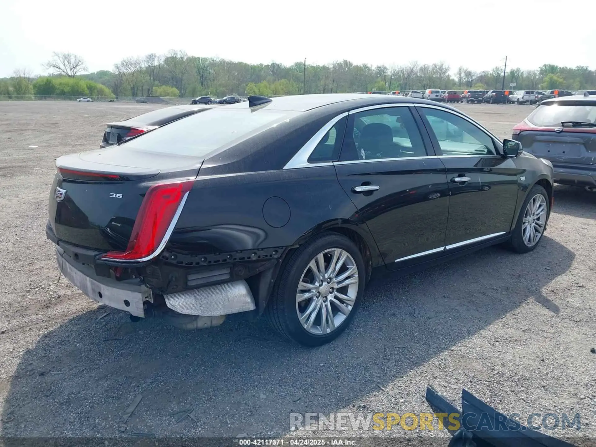 4 Photograph of a damaged car 2G61M5S32K9140401 CADILLAC XTS 2019