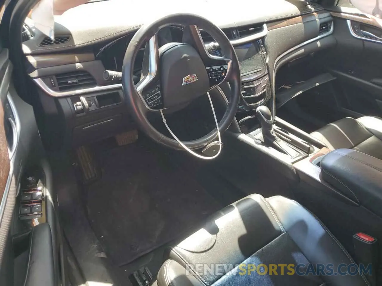 8 Photograph of a damaged car 2G61M5S32K9151852 CADILLAC XTS 2019