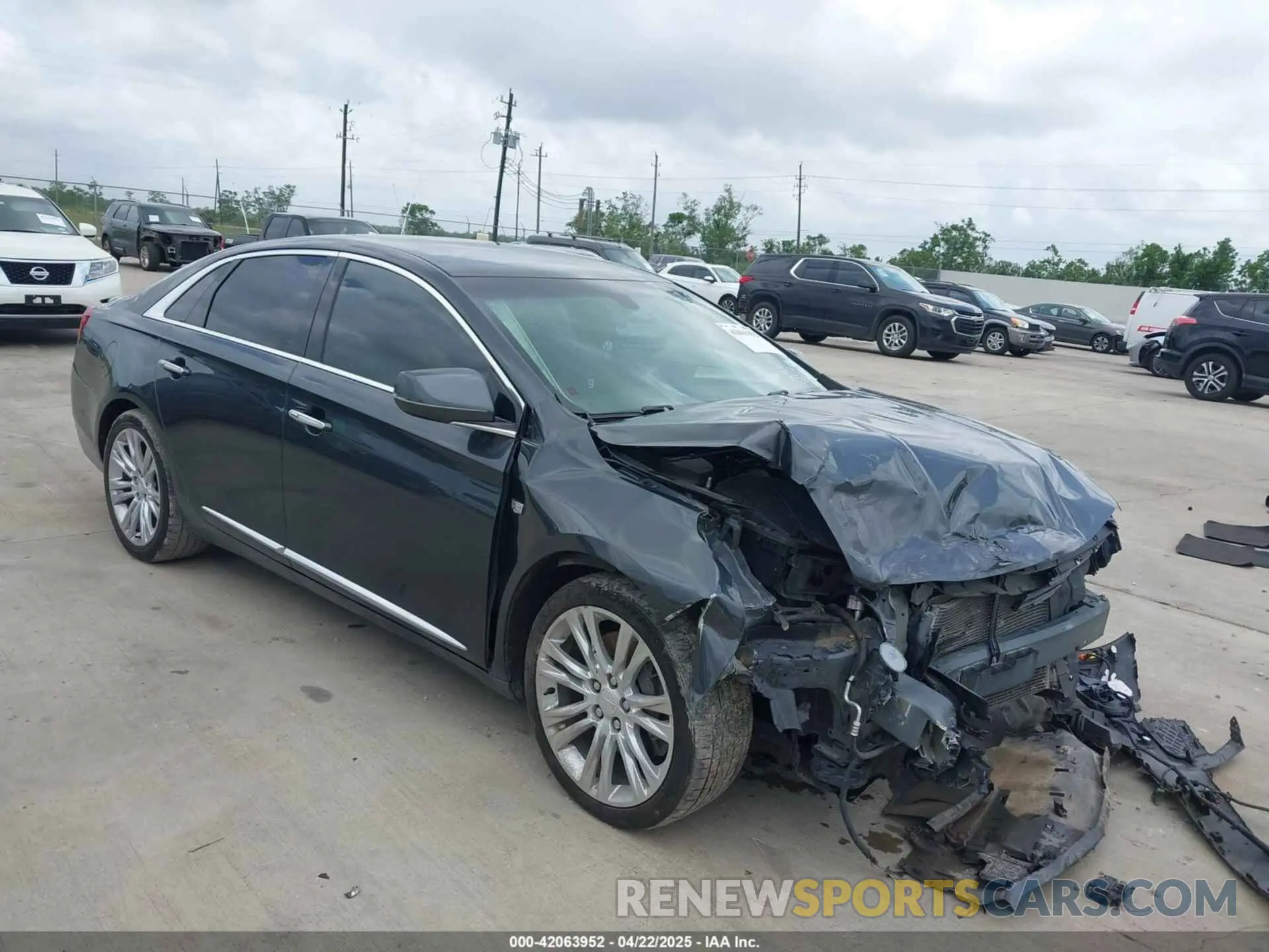 1 Photograph of a damaged car 2G61M5S33K9113899 CADILLAC XTS 2019