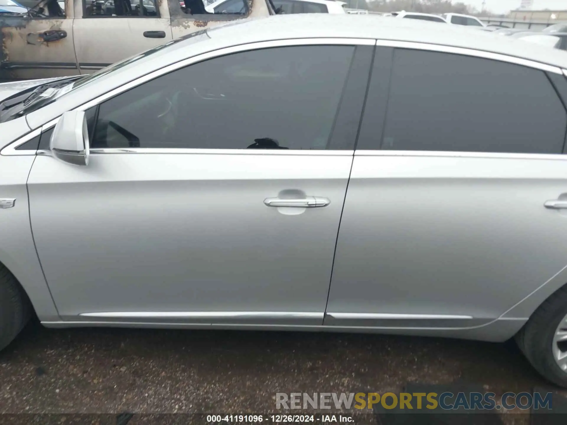 14 Photograph of a damaged car 2G61M5S33K9119248 CADILLAC XTS 2019