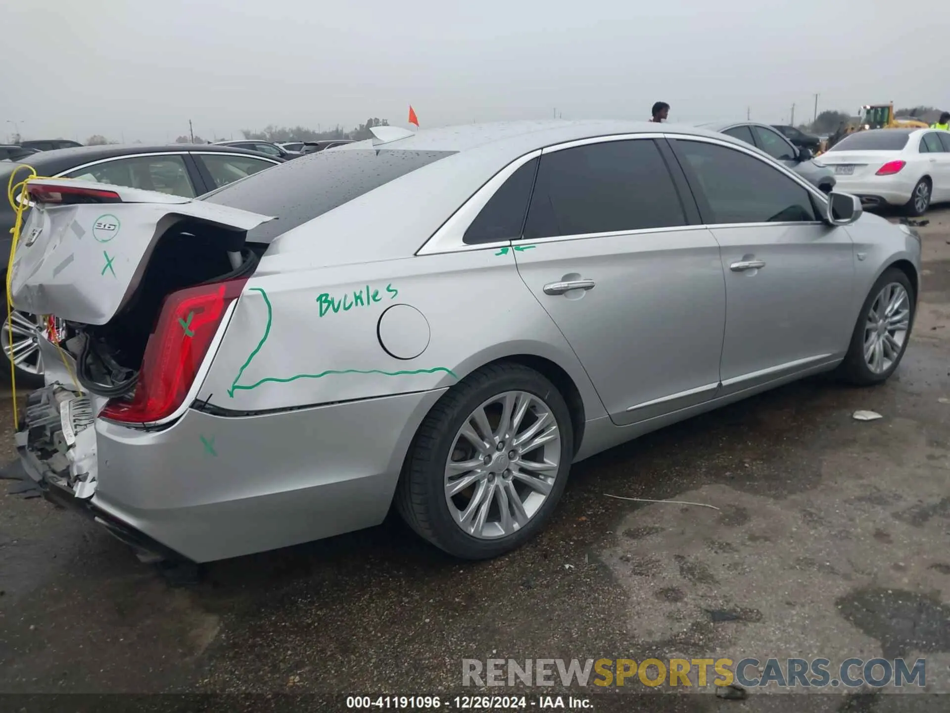 4 Photograph of a damaged car 2G61M5S33K9119248 CADILLAC XTS 2019