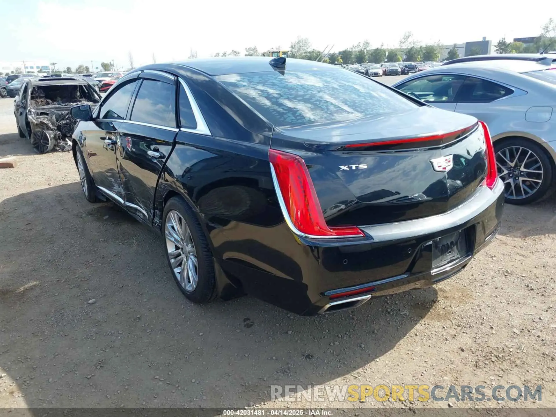 3 Photograph of a damaged car 2G61M5S34K9131358 CADILLAC XTS 2019