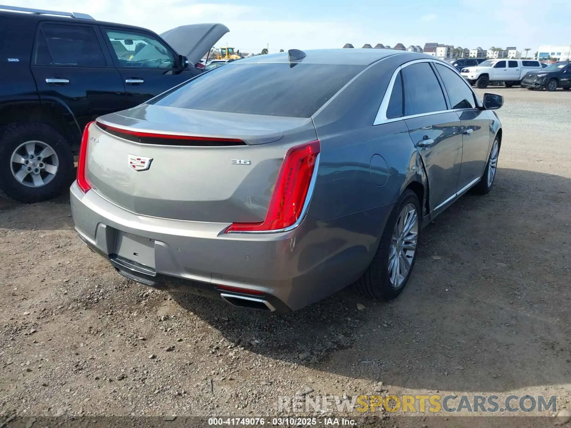 4 Photograph of a damaged car 2G61M5S35K9125097 CADILLAC XTS 2019