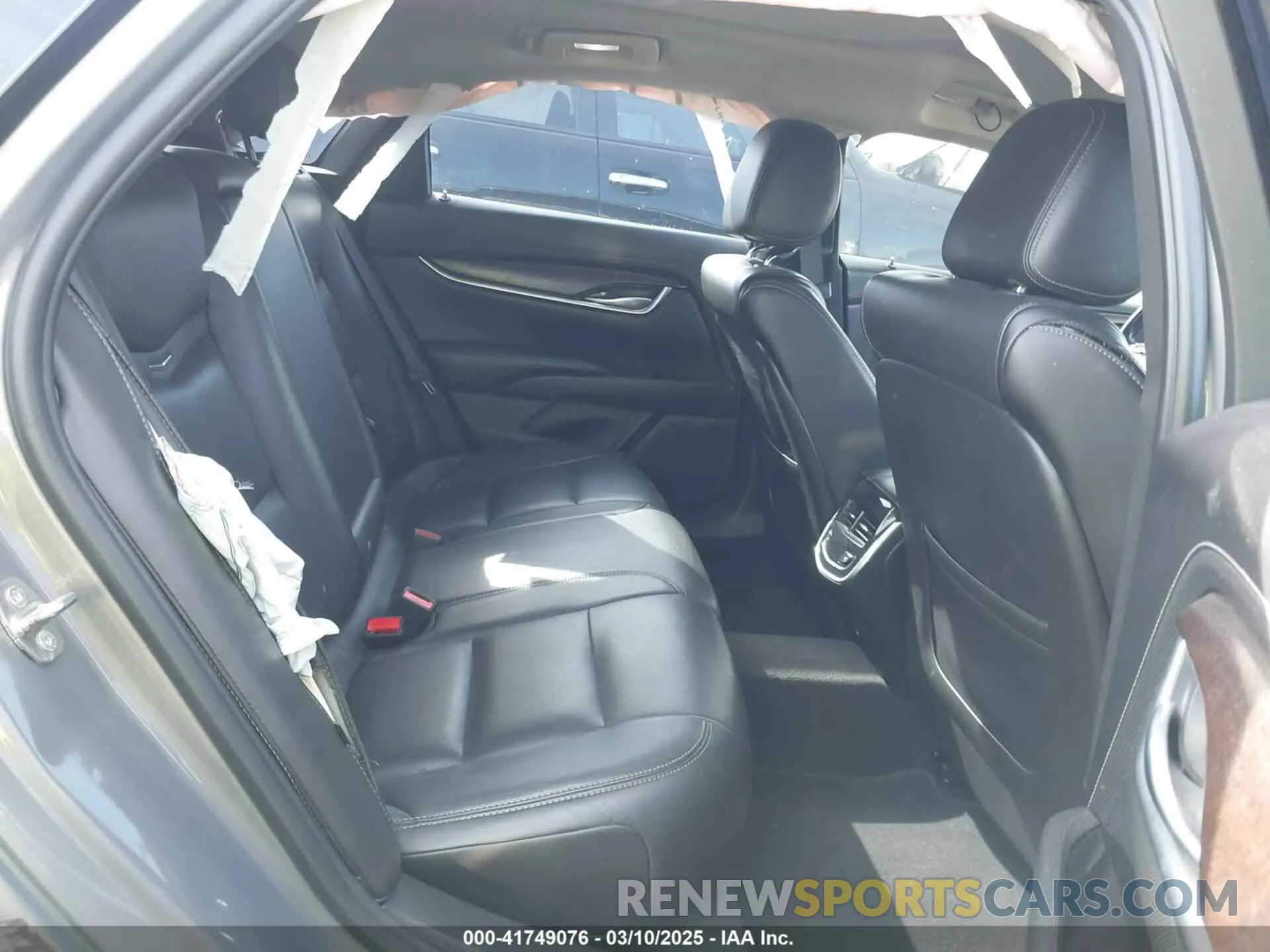 8 Photograph of a damaged car 2G61M5S35K9125097 CADILLAC XTS 2019