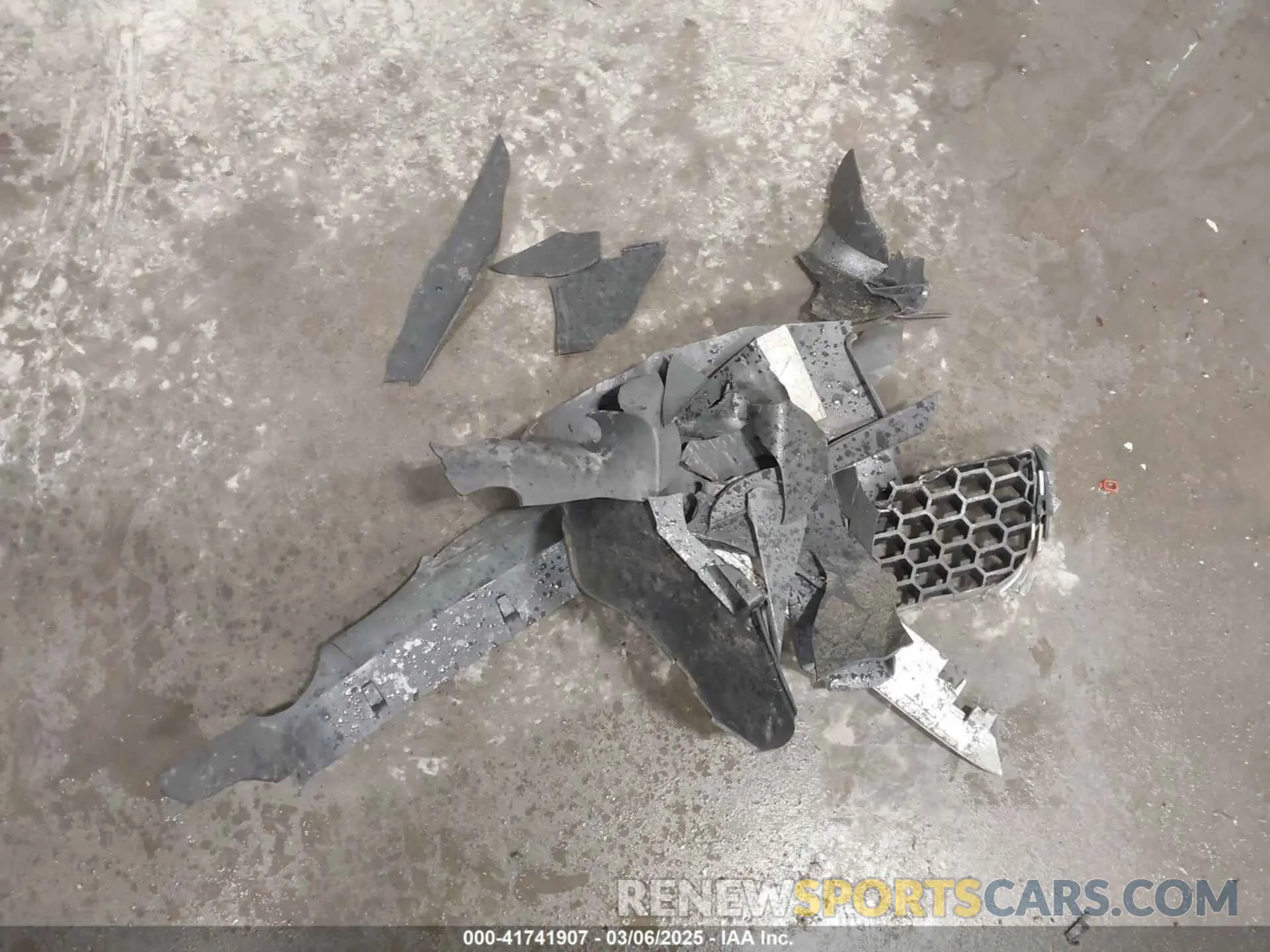 11 Photograph of a damaged car 2G61M5S35K9157970 CADILLAC XTS 2019