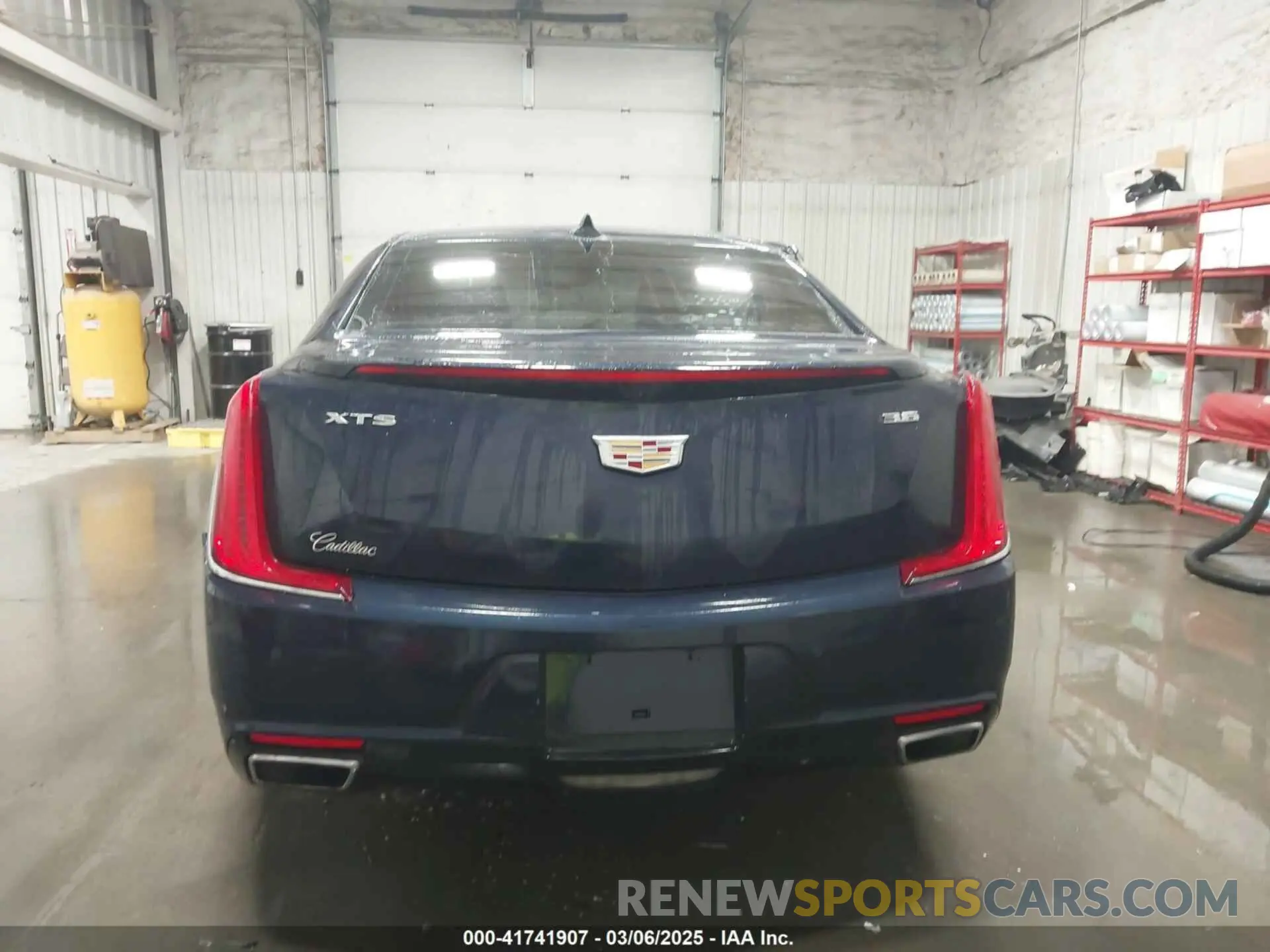 16 Photograph of a damaged car 2G61M5S35K9157970 CADILLAC XTS 2019