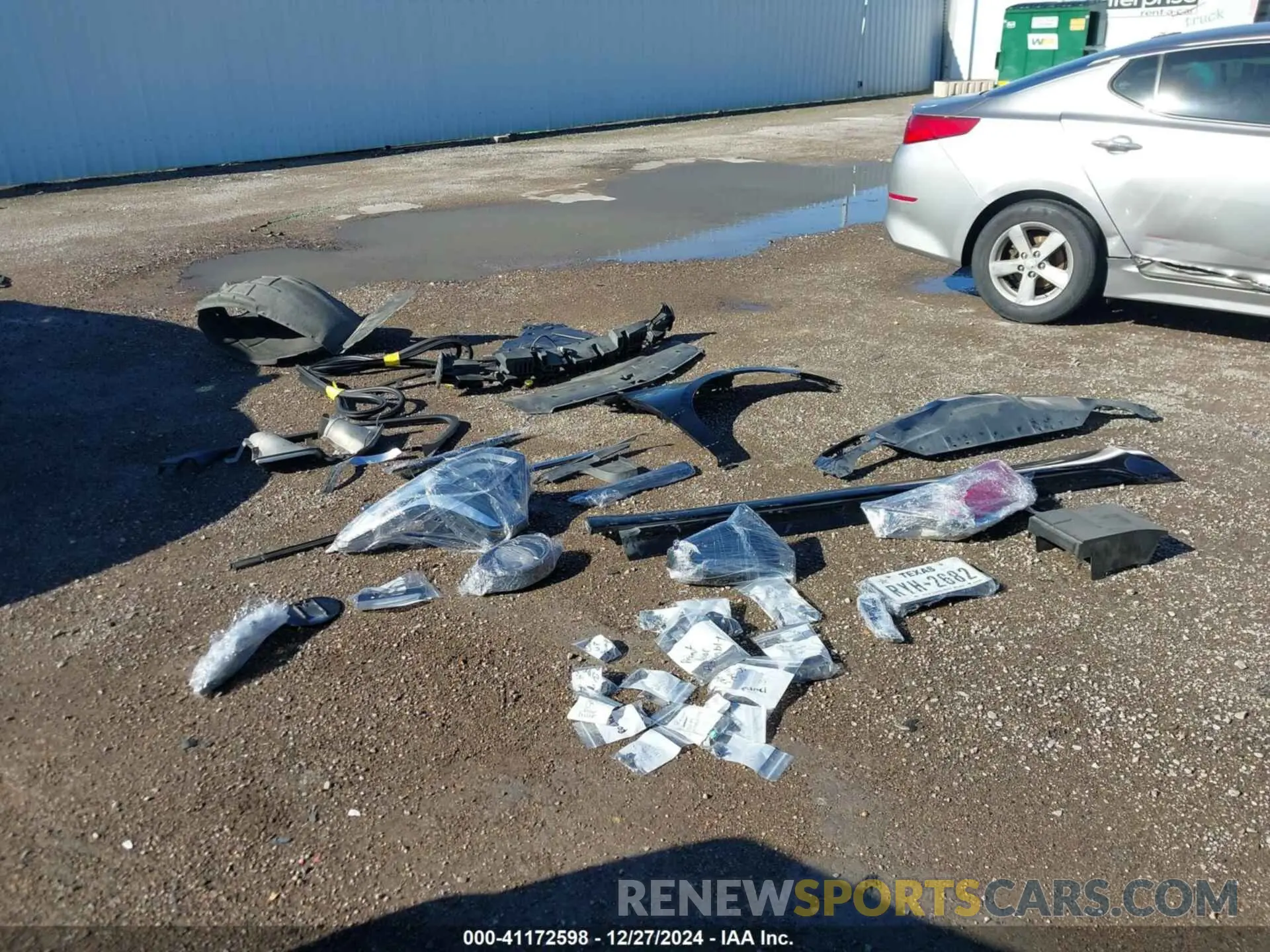 12 Photograph of a damaged car 2G61M5S37K9103408 CADILLAC XTS 2019