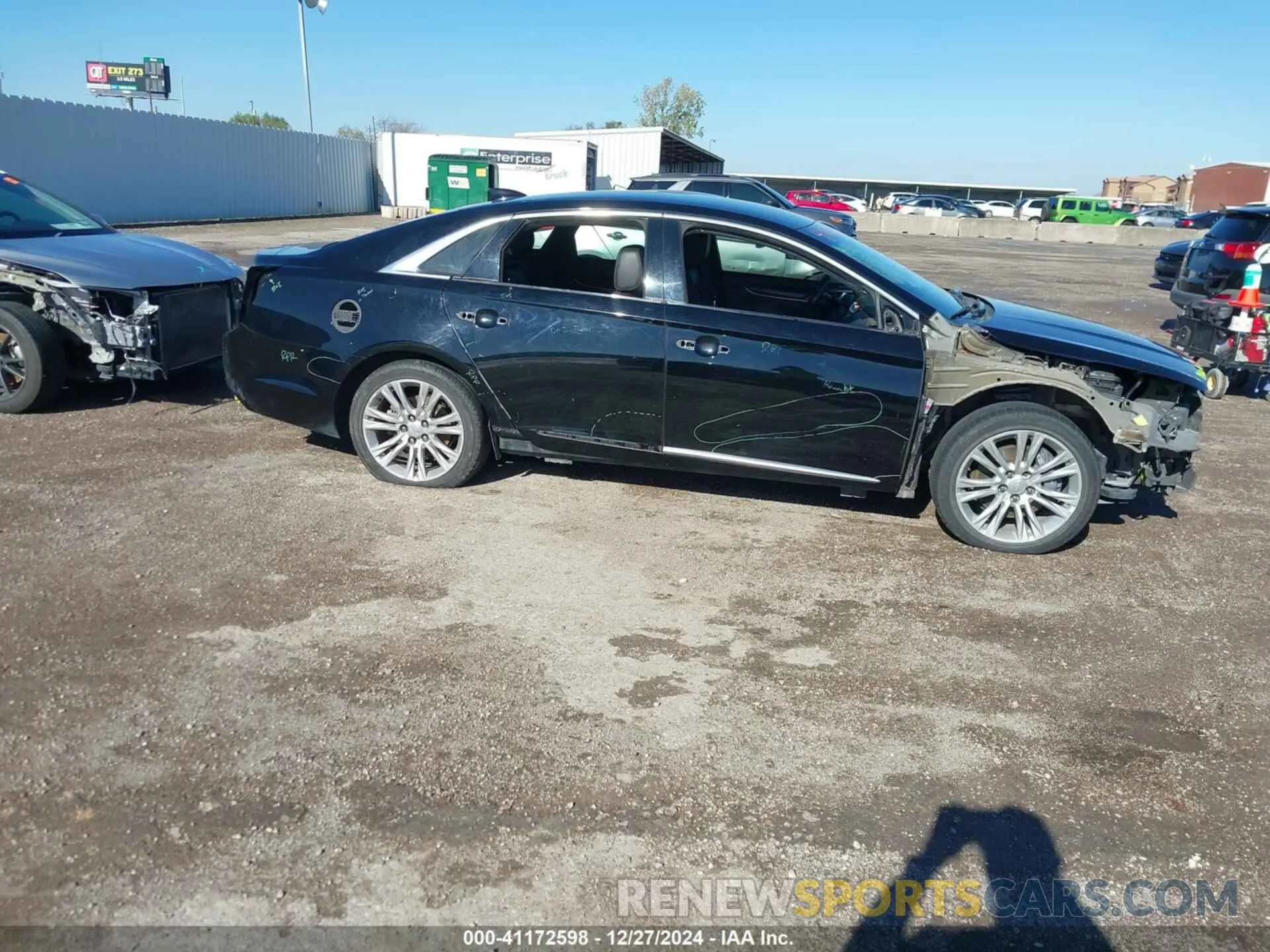 14 Photograph of a damaged car 2G61M5S37K9103408 CADILLAC XTS 2019