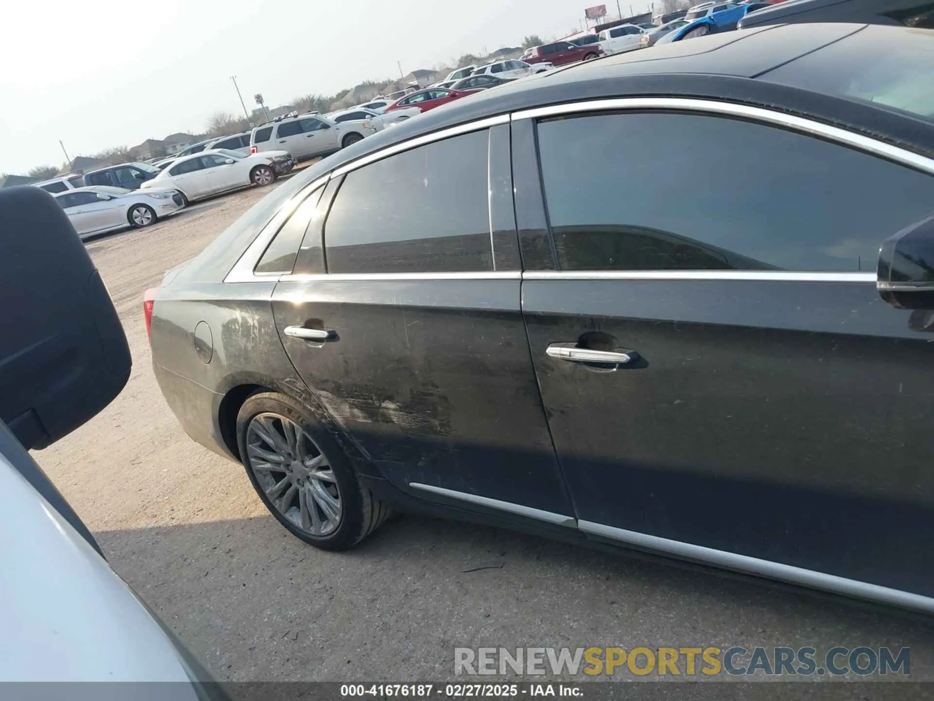 6 Photograph of a damaged car 2G61M5S38K9100792 CADILLAC XTS 2019