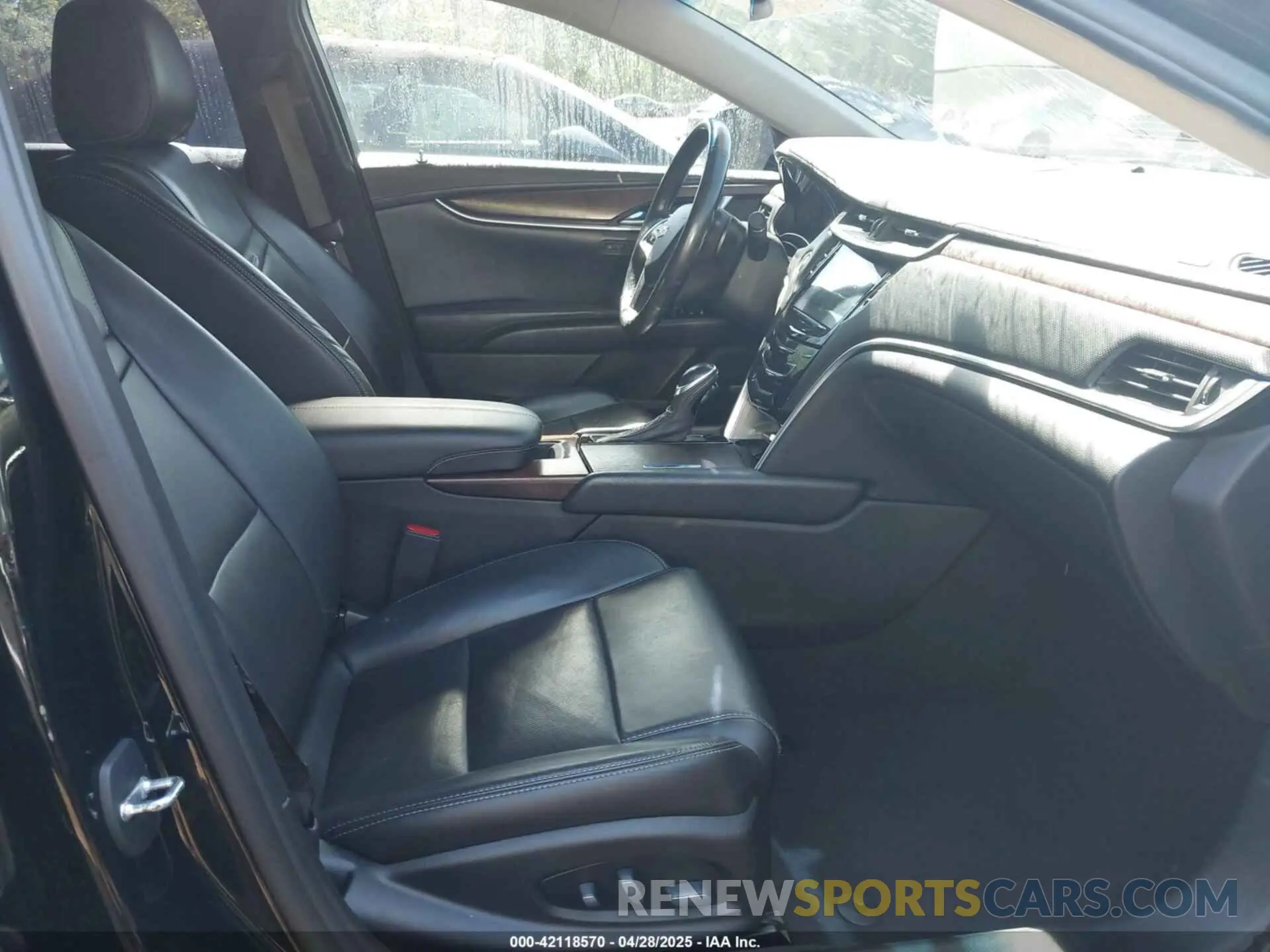 5 Photograph of a damaged car 2G61M5S38K9139513 CADILLAC XTS 2019