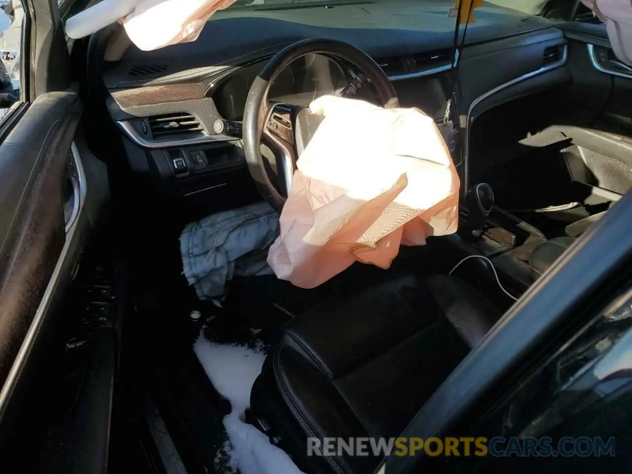 8 Photograph of a damaged car 2G61M5S38K9143254 CADILLAC XTS 2019
