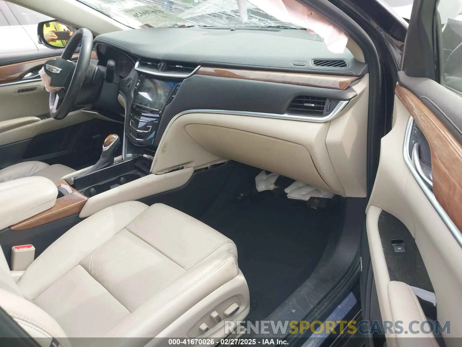 5 Photograph of a damaged car 2G61M5S38K9152522 CADILLAC XTS 2019