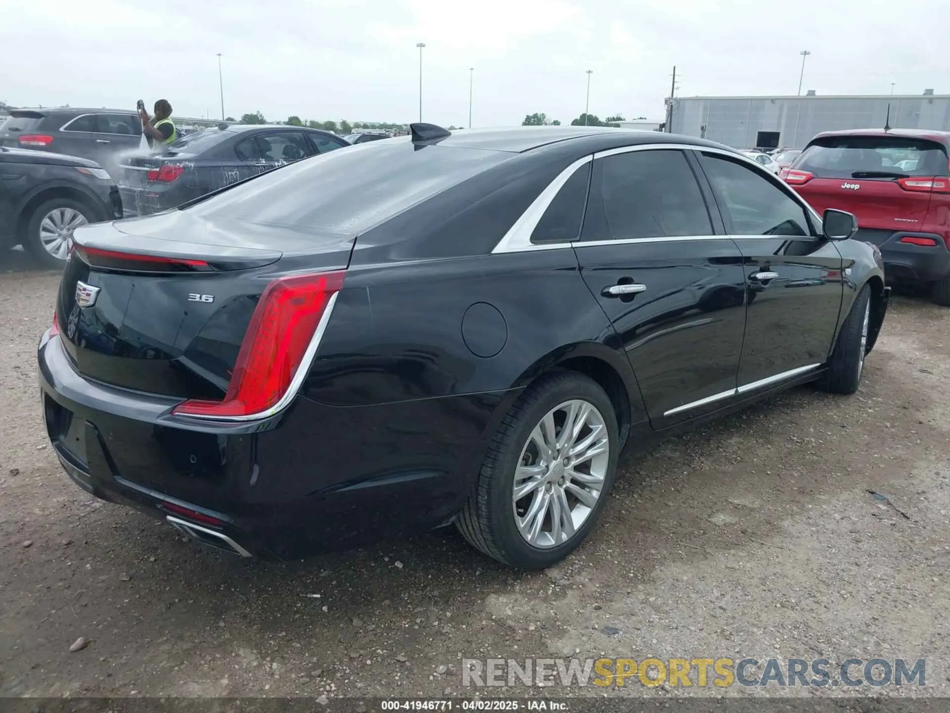4 Photograph of a damaged car 2G61M5S38K9155257 CADILLAC XTS 2019