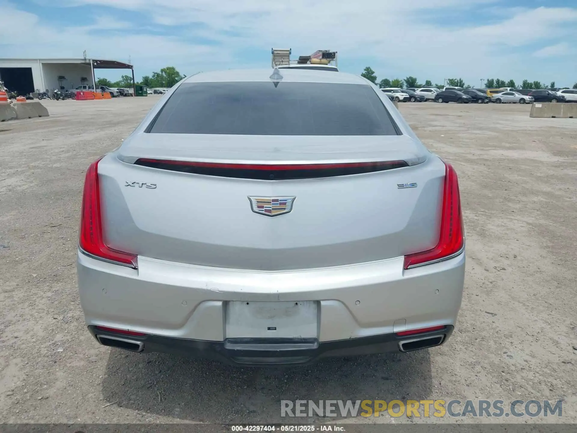 16 Photograph of a damaged car 2G61M5S39K9119402 CADILLAC XTS 2019