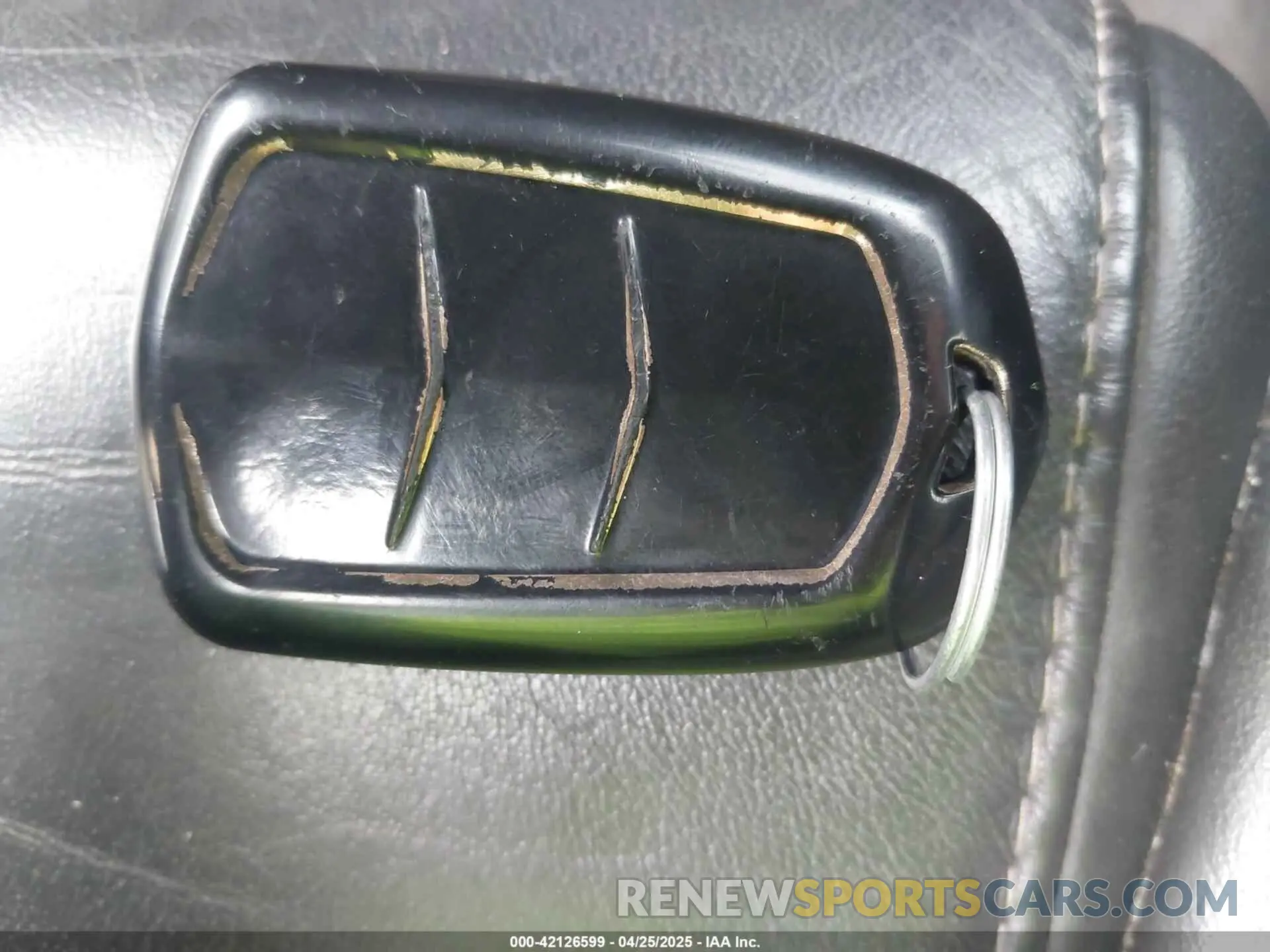 11 Photograph of a damaged car 2G61M5S39K9122039 CADILLAC XTS 2019