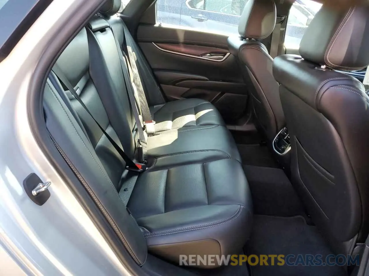 11 Photograph of a damaged car 2G61M5S39K9126706 CADILLAC XTS 2019