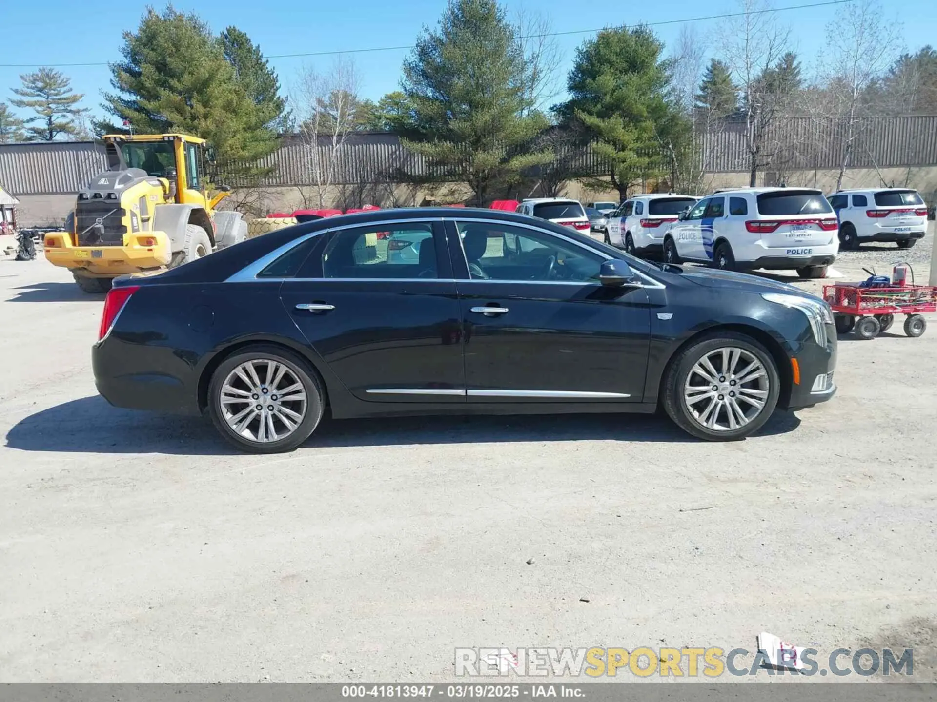 13 Photograph of a damaged car 2G61M5S39K9133767 CADILLAC XTS 2019