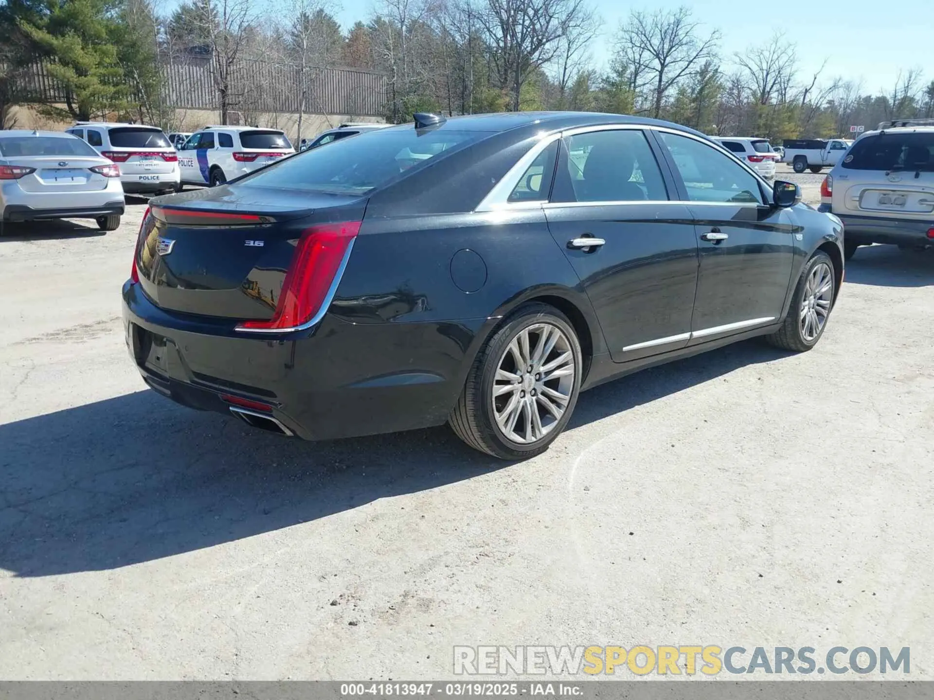 4 Photograph of a damaged car 2G61M5S39K9133767 CADILLAC XTS 2019