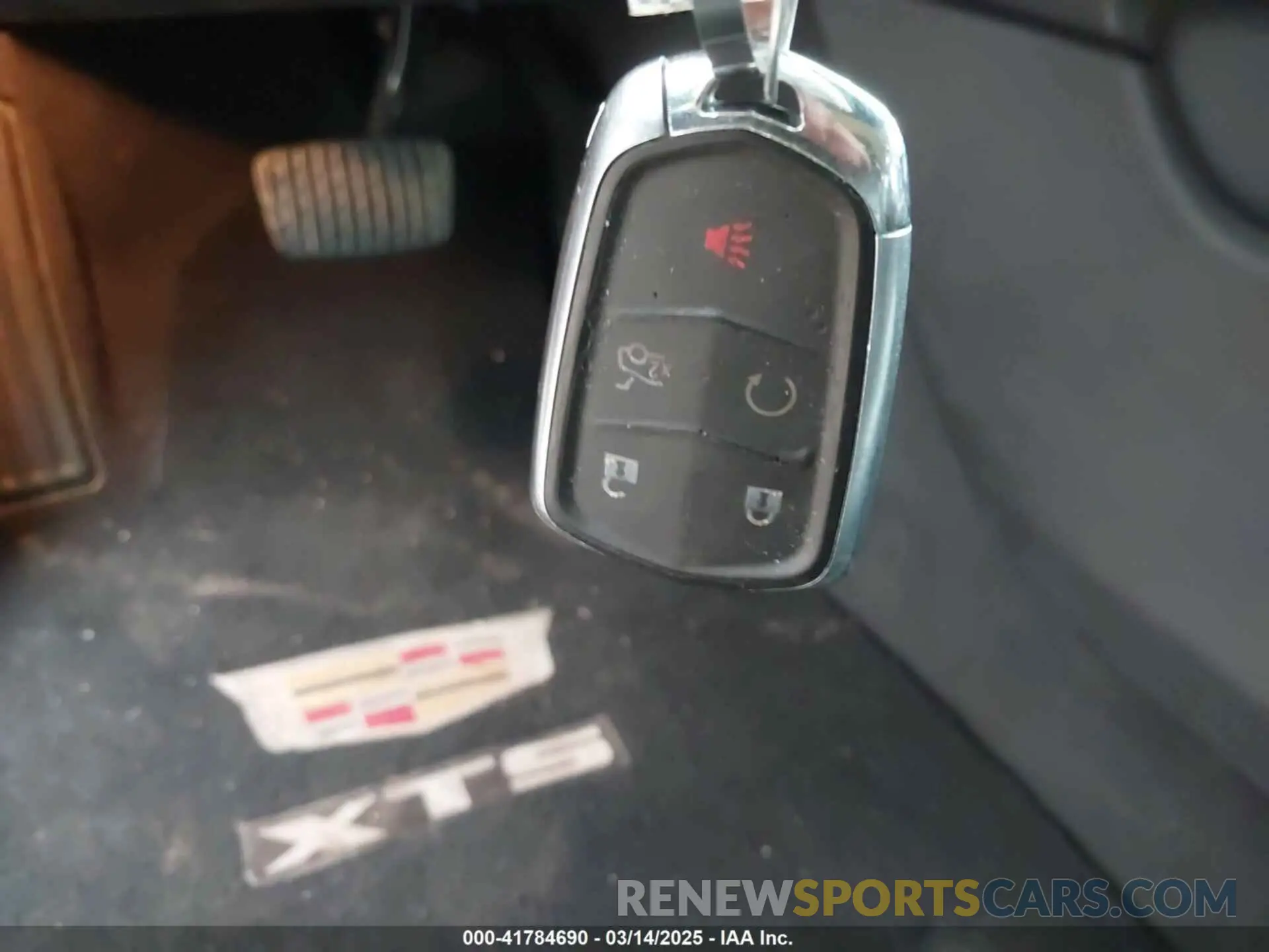 11 Photograph of a damaged car 2G61M5S3XK9122891 CADILLAC XTS 2019