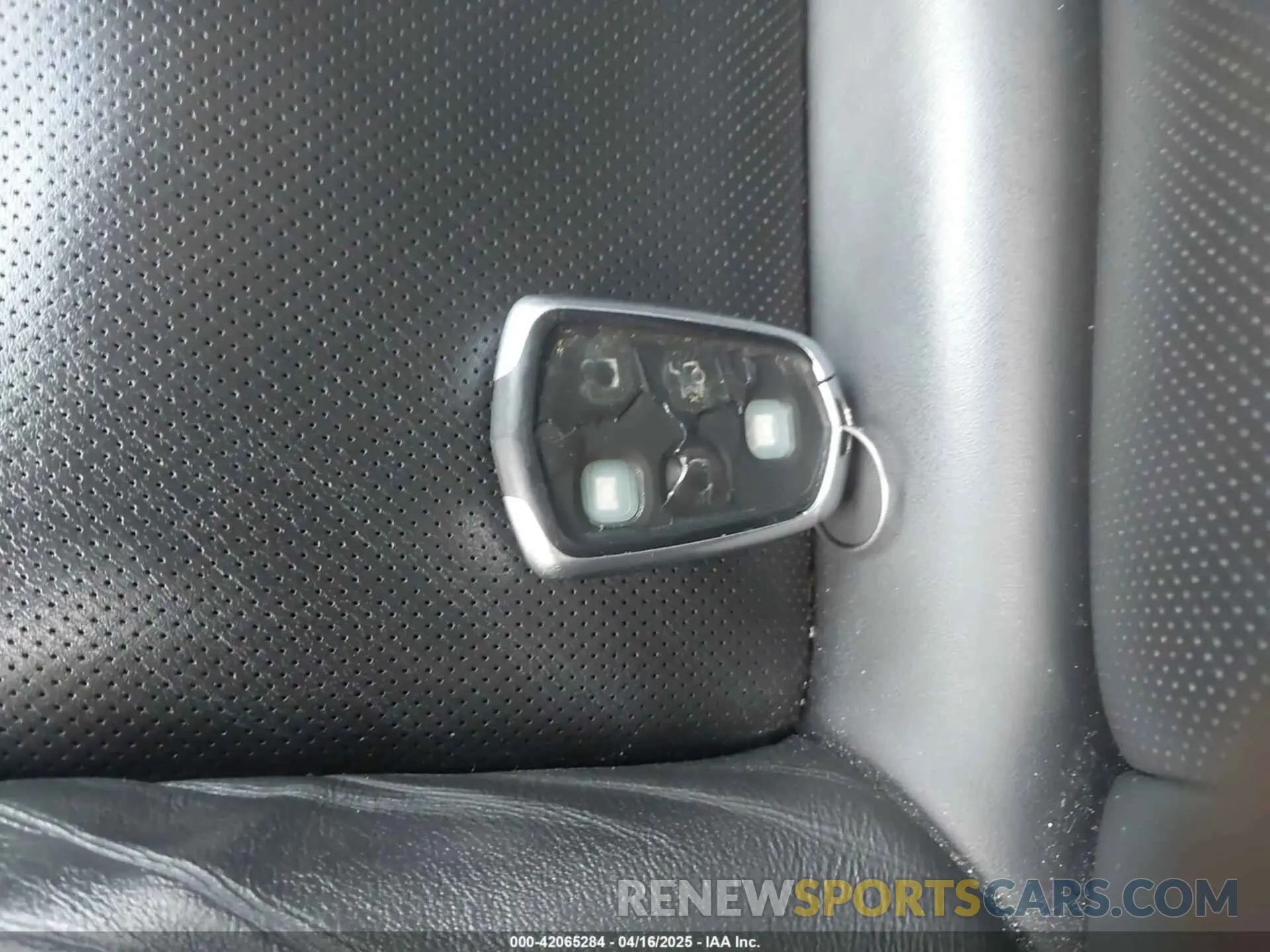 11 Photograph of a damaged car 2G61M5S3XK9149766 CADILLAC XTS 2019