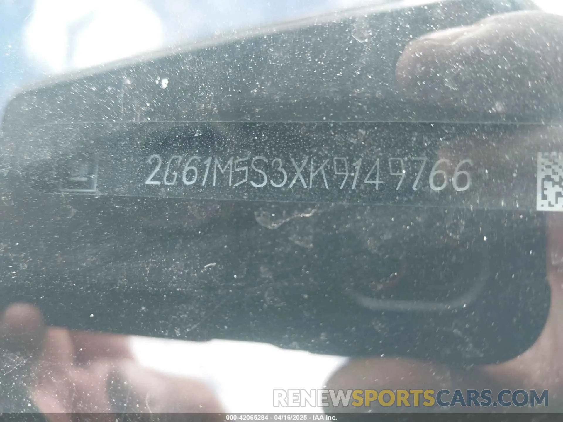 17 Photograph of a damaged car 2G61M5S3XK9149766 CADILLAC XTS 2019