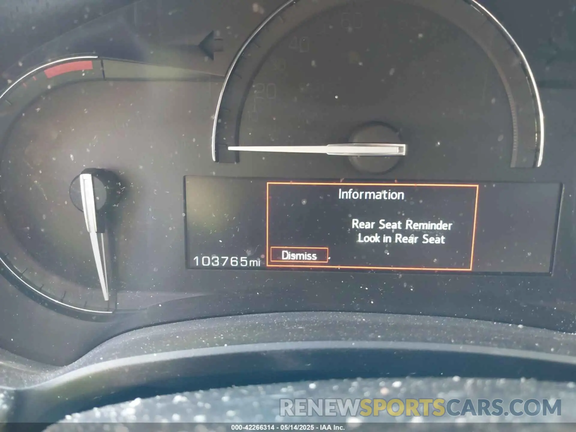 16 Photograph of a damaged car 2G61U5S37K9157078 CADILLAC XTS 2019