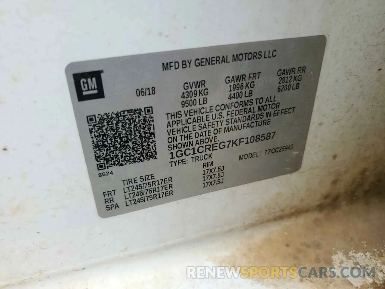 12 Photograph of a damaged car 1GC1CREG7KF108587 CHEVROLET ALL Models 2019