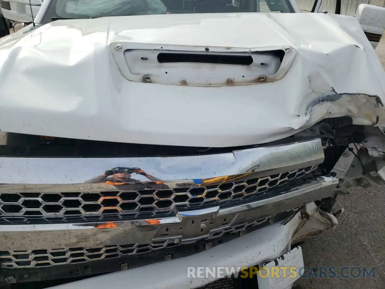 11 Photograph of a damaged car 1GC1KREY3KF123261 CHEVROLET ALL Models 2019