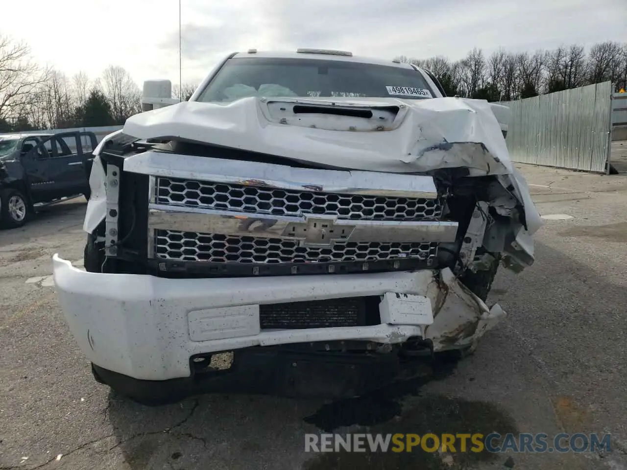 5 Photograph of a damaged car 1GC1KREY3KF123261 CHEVROLET ALL Models 2019
