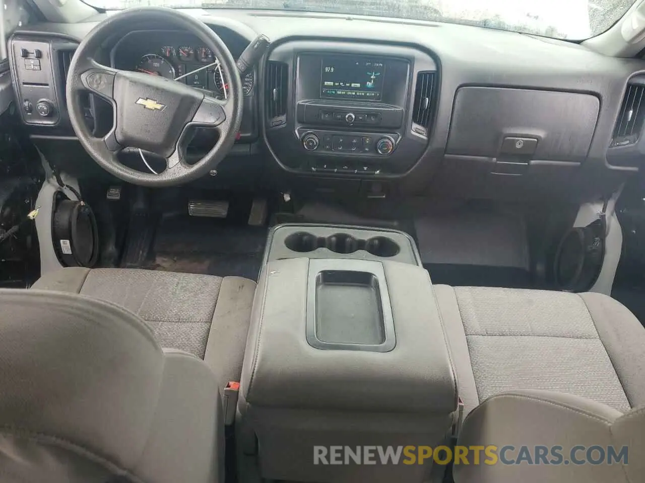 8 Photograph of a damaged car 1GC1KREY6KF174348 CHEVROLET ALL Models 2019