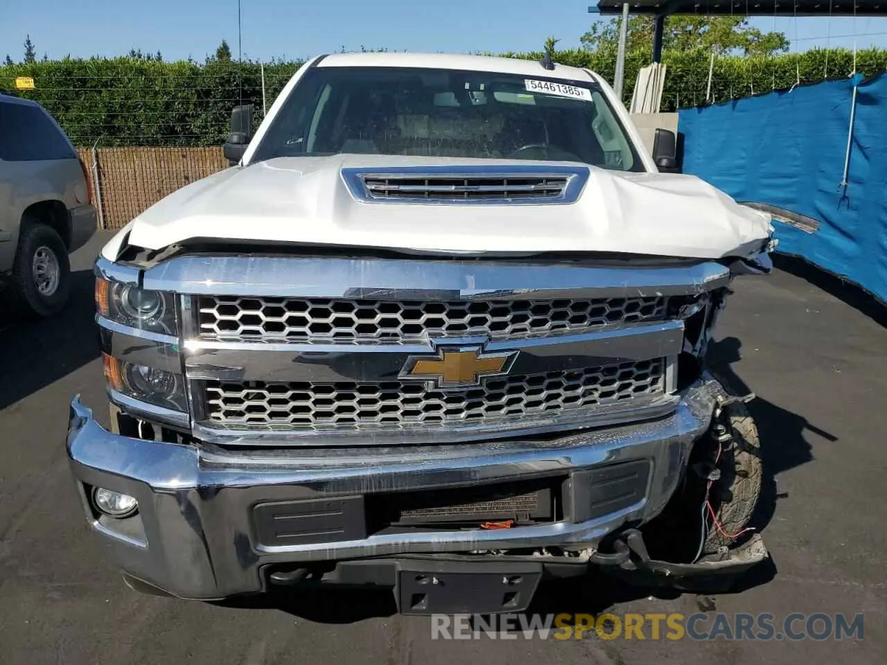 5 Photograph of a damaged car 1GC1KSEY0KF215385 CHEVROLET ALL Models 2019