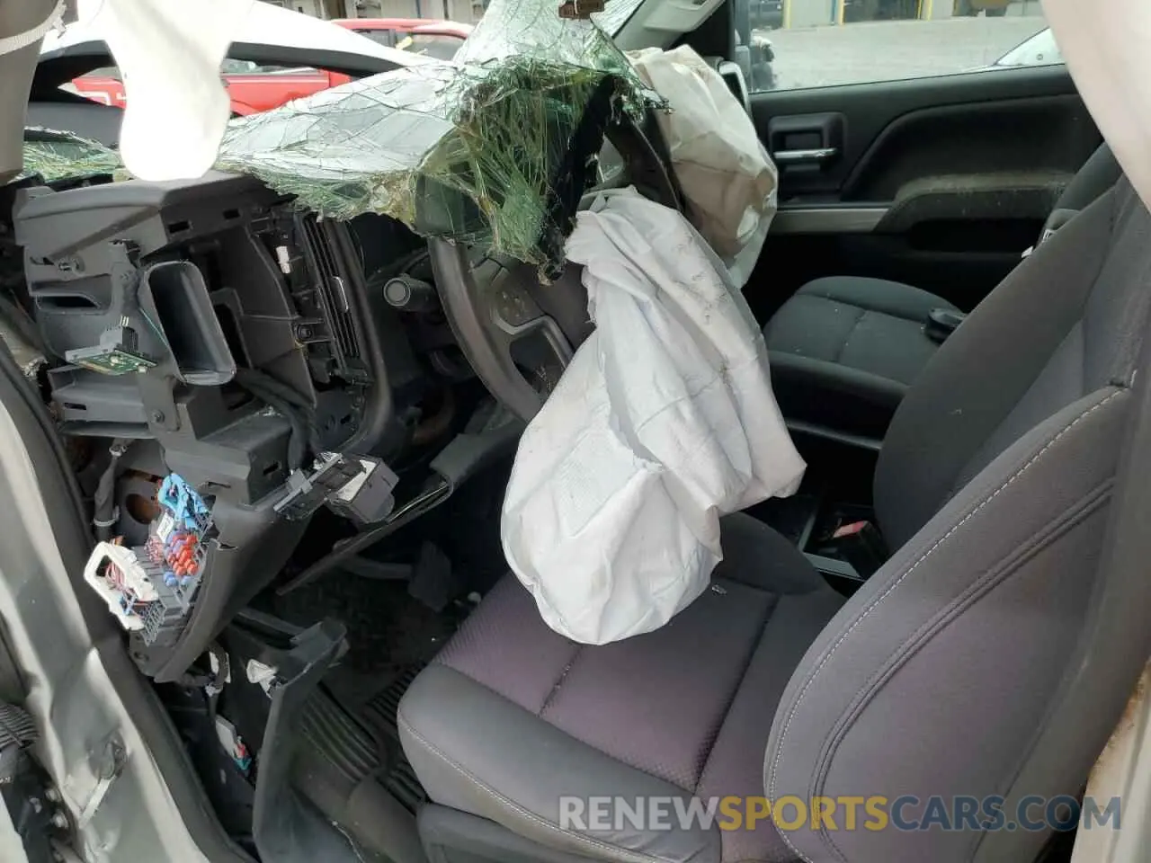 8 Photograph of a damaged car 1GC1KSEY2KF253491 CHEVROLET ALL Models 2019