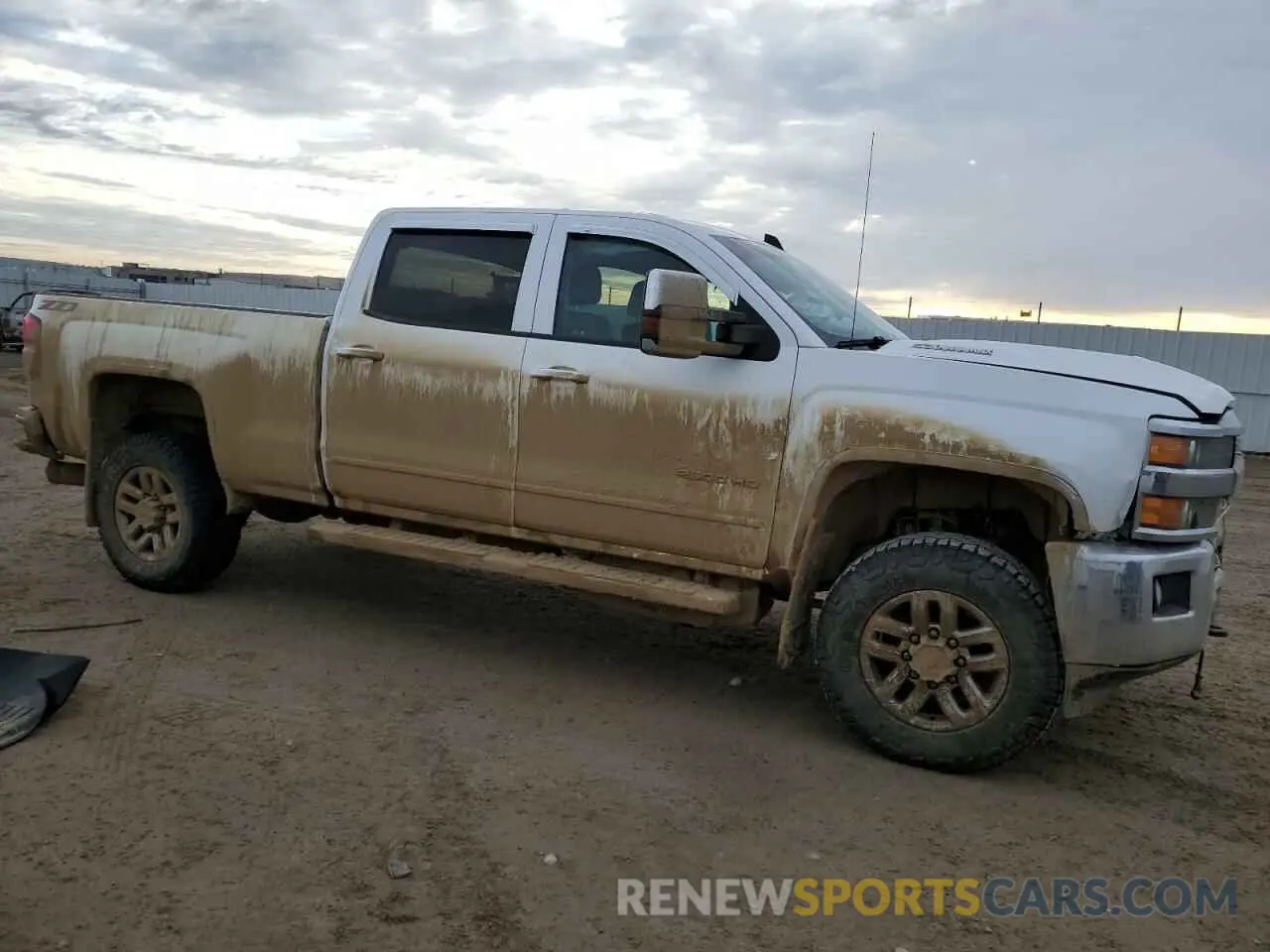 4 Photograph of a damaged car 1GC1KSEY3KF158308 CHEVROLET ALL Models 2019