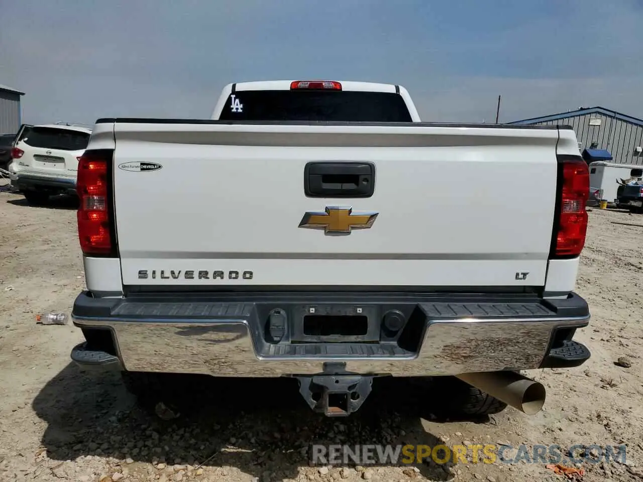 6 Photograph of a damaged car 1GC1KSEY5KF122636 CHEVROLET ALL Models 2019