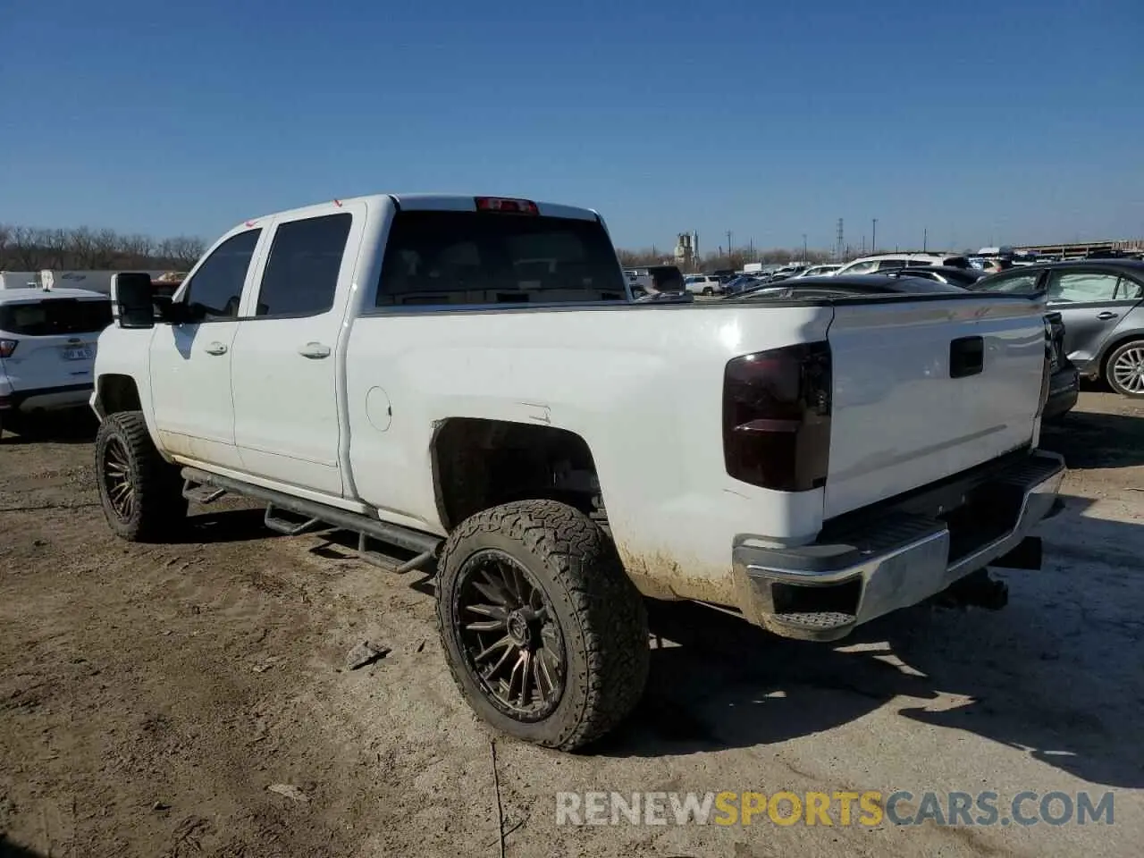 2 Photograph of a damaged car 1GC1KSEY5KF177491 CHEVROLET ALL Models 2019