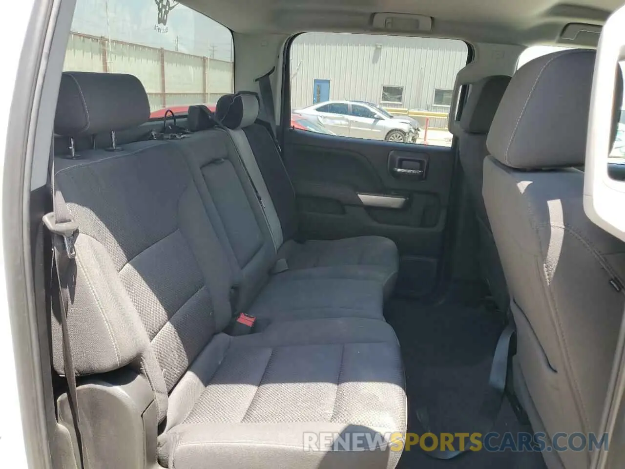 10 Photograph of a damaged car 1GC1KSEY6KF226486 CHEVROLET ALL Models 2019