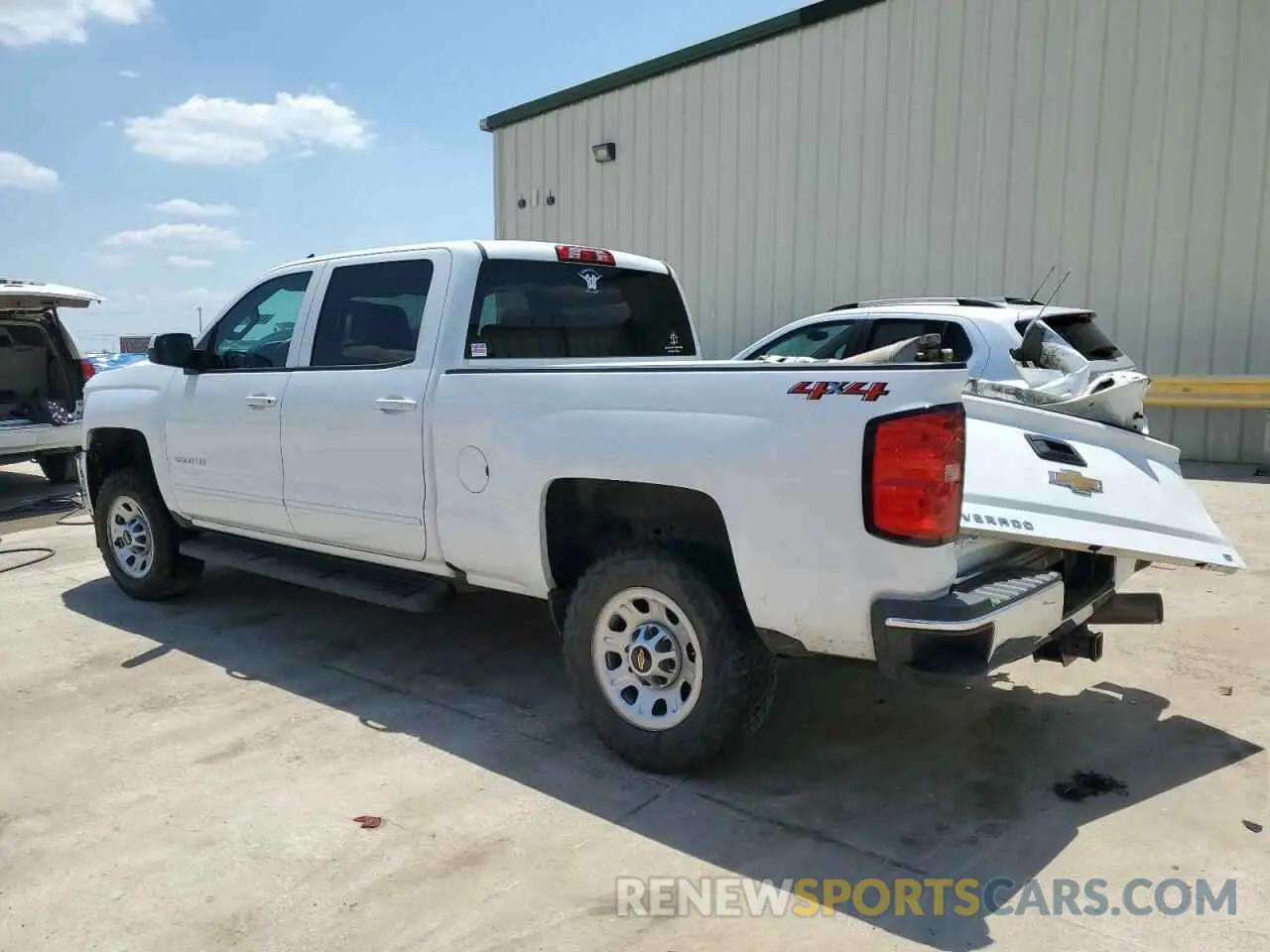 2 Photograph of a damaged car 1GC1KSEY6KF226486 CHEVROLET ALL Models 2019