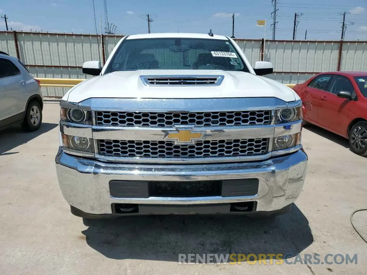 5 Photograph of a damaged car 1GC1KSEY6KF226486 CHEVROLET ALL Models 2019