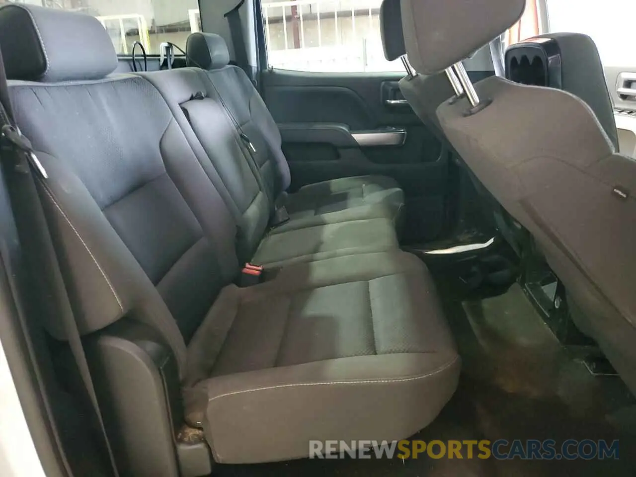 10 Photograph of a damaged car 1GC1KSEY9KF215420 CHEVROLET ALL Models 2019