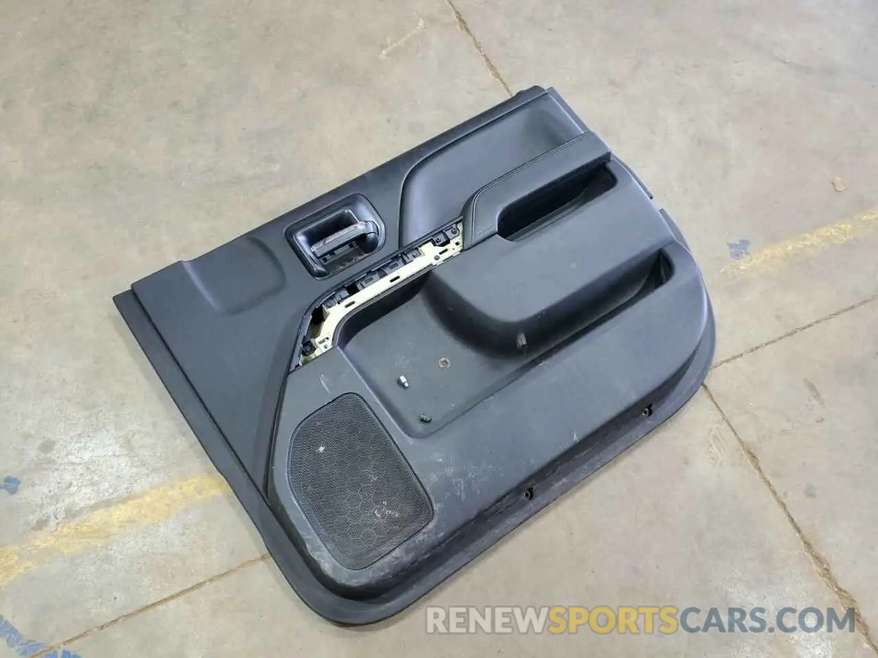 12 Photograph of a damaged car 1GC1KSEY9KF215420 CHEVROLET ALL Models 2019